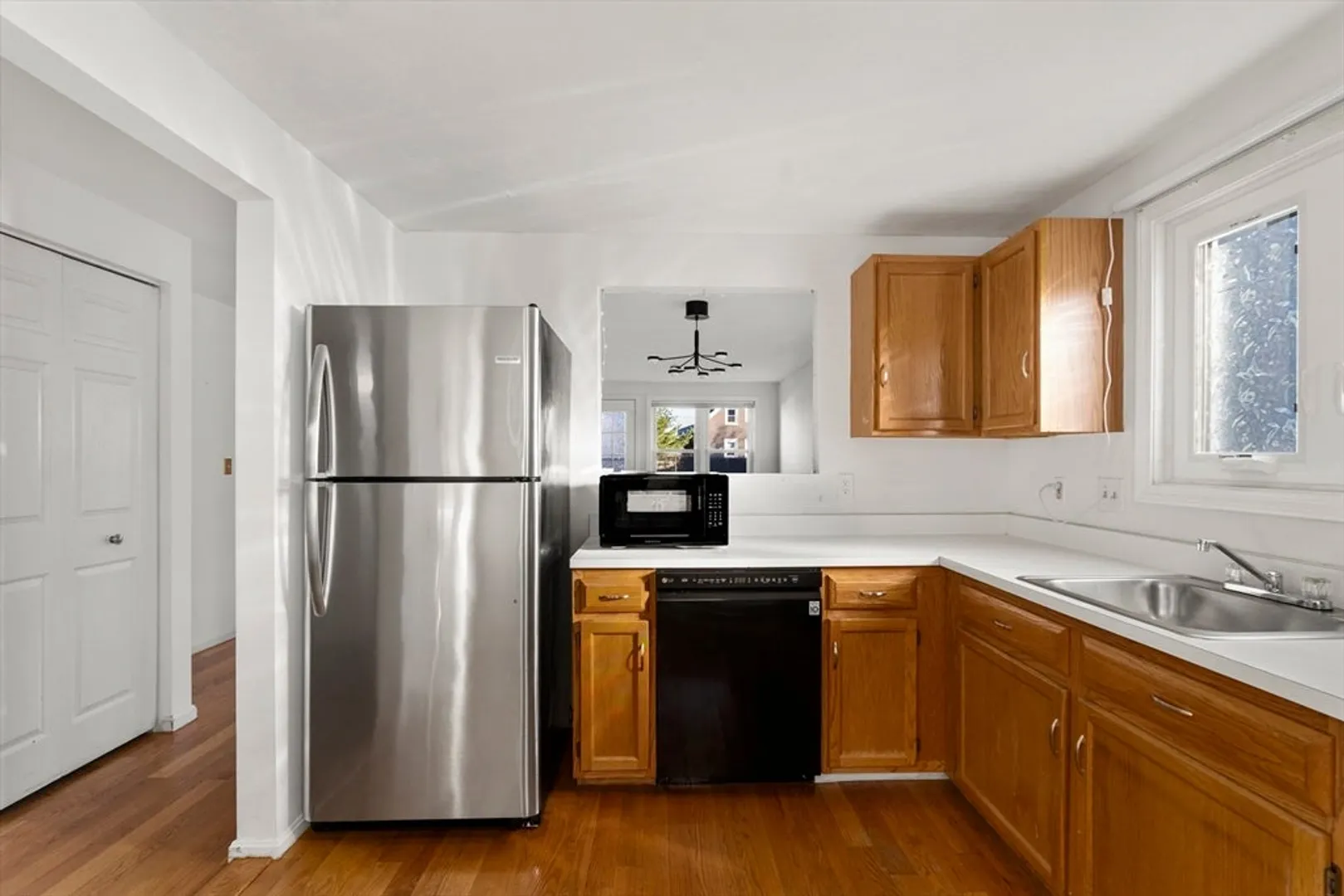 22 Mt Vernon  #B Photo 3