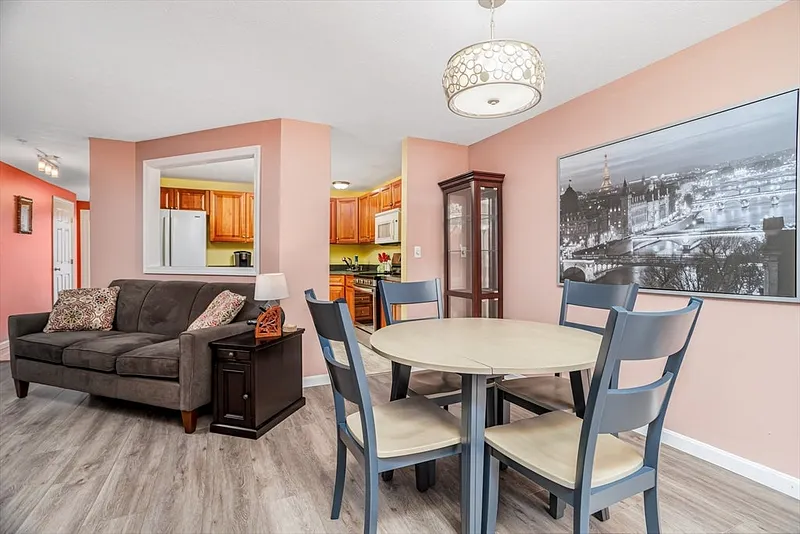 195 Bridle Cross Road #195 Photo 5