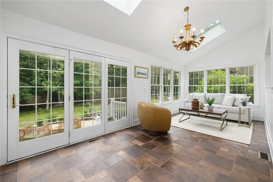 50 Judge Torres Lane Photo 21