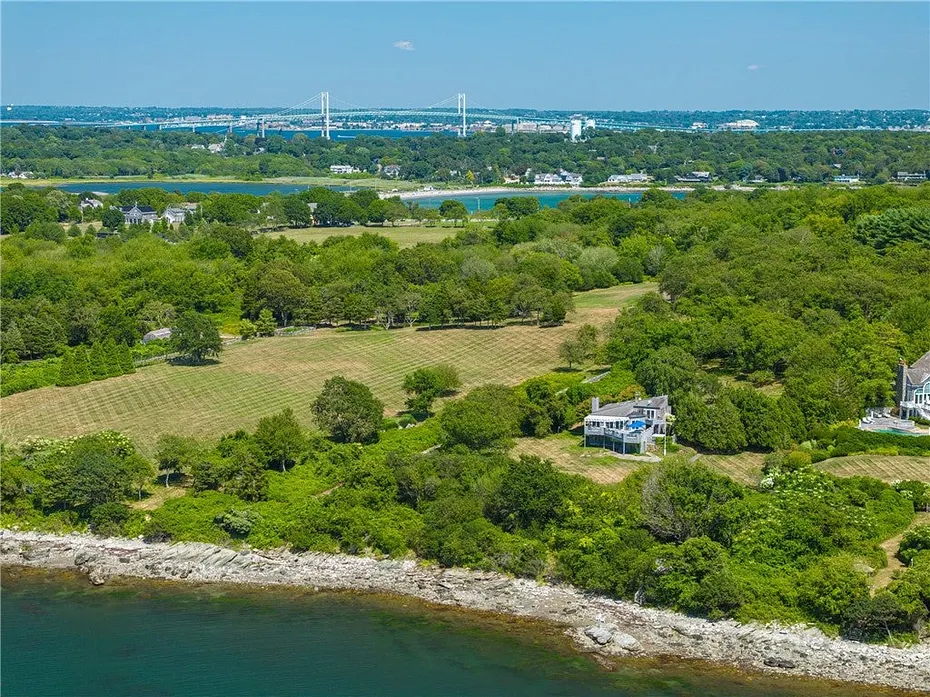 76 Battery Lane Photo 2