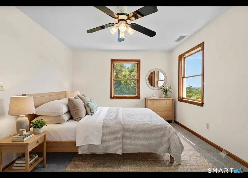 128 Midwood Avenue Photo 20