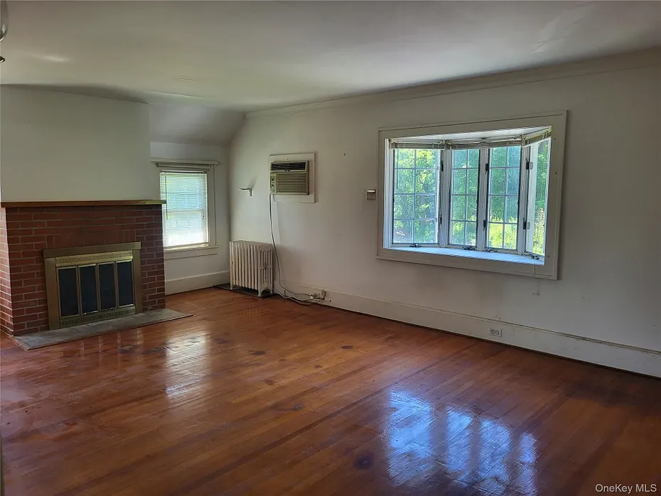 7 Hambletonian Avenue Photo 18
