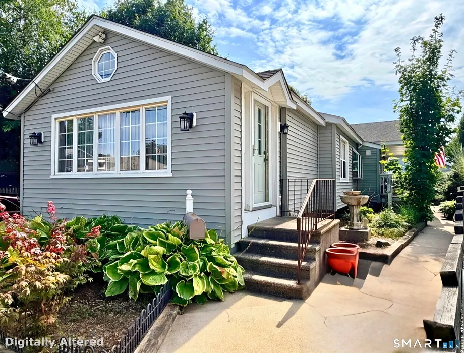 40 Andrews Avenue Photo 1