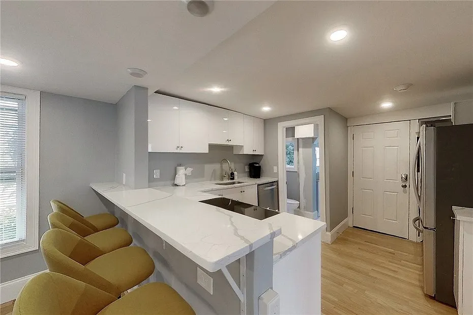 382 Spring Street  #2 Photo 6