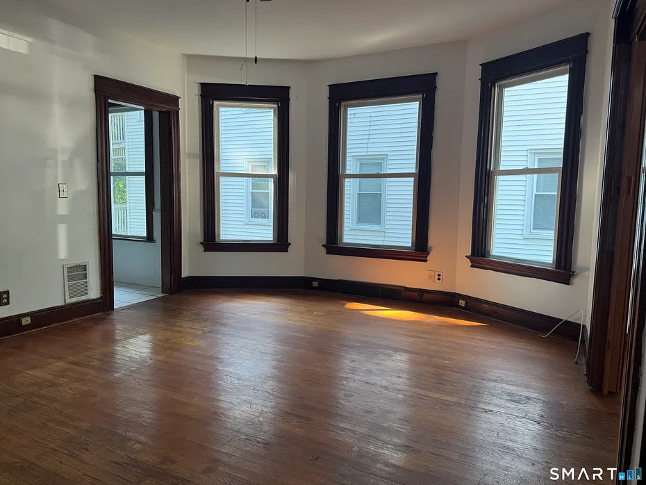 251 Olivia Street  #1st floor Photo 3