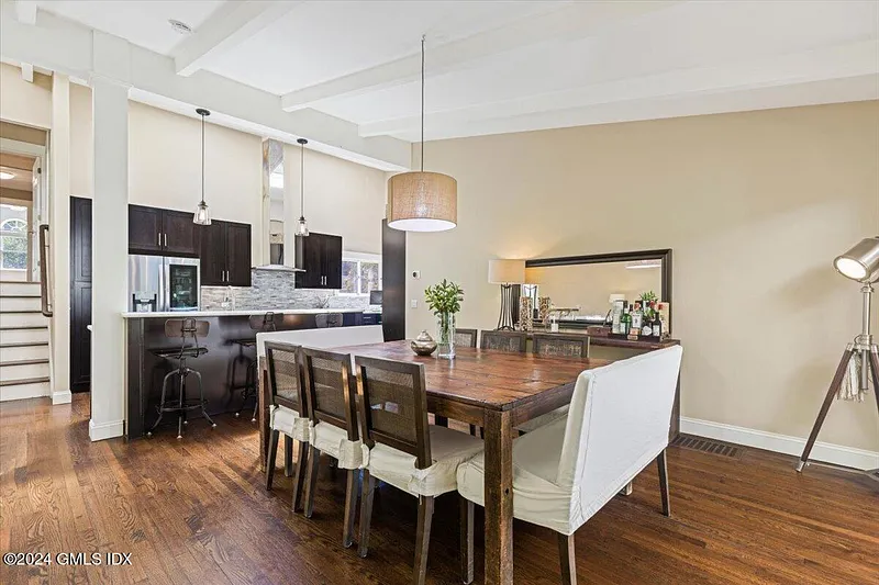 70 Gregory Road Photo 6