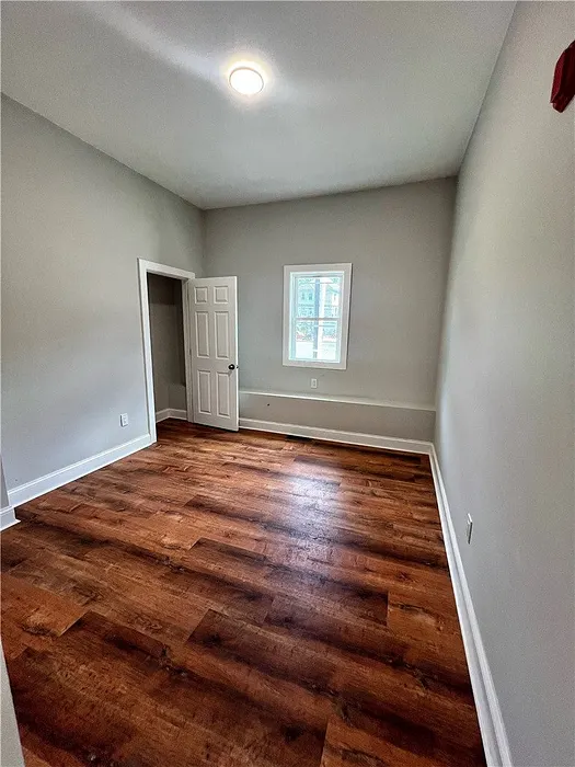 237 Cowden Street Photo 11