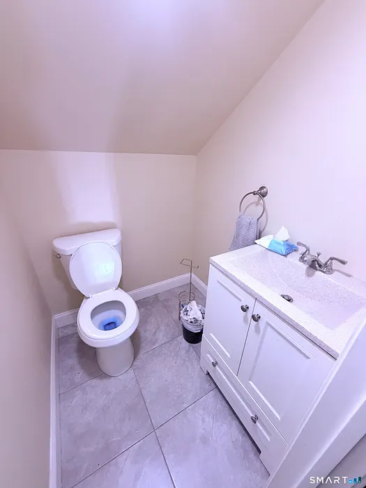 12 Shelton Avenue Photo 5