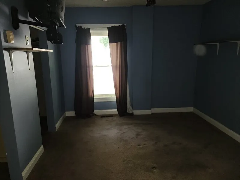 156 Grattan St Photo 10