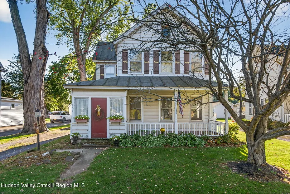 251 Jefferson Heights Photo 22