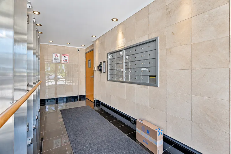 184 Pequot Avenue  #305 Photo 2