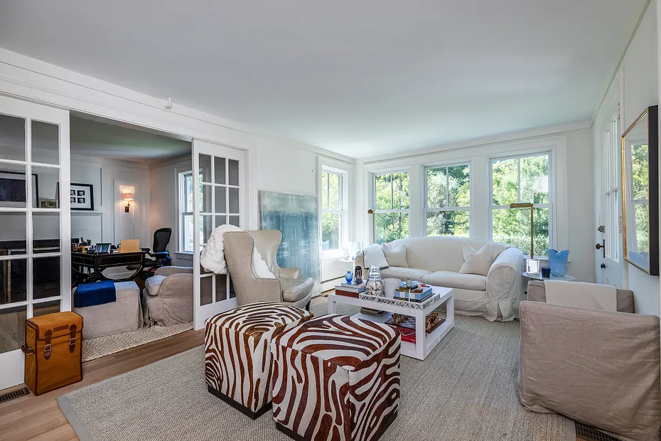 135 Wykeham Road Photo 5