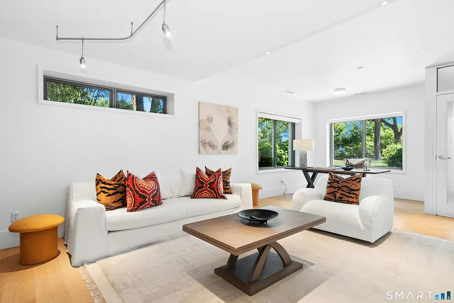 10 Dragonwood Lane Photo 32