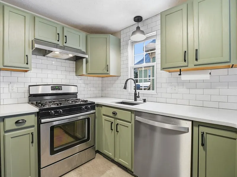 57 Wannalancit St  #11 Photo 8
