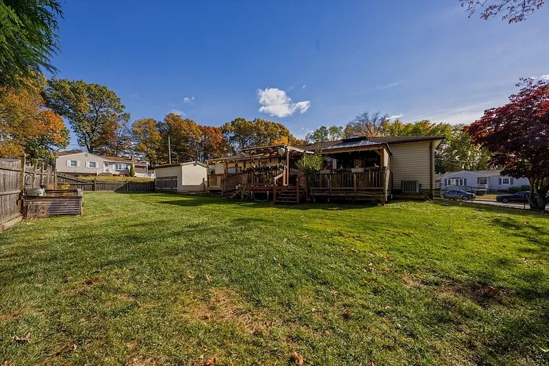 68 Parenteau Dr Photo 32