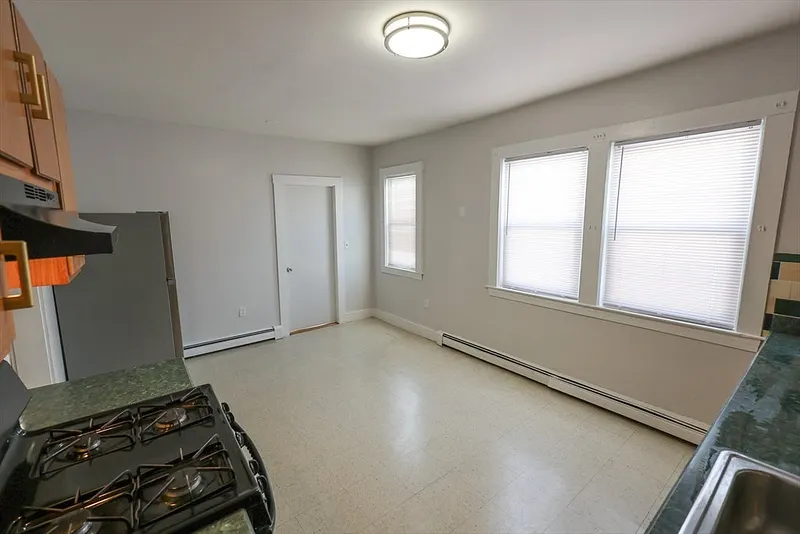 30 Millet Street  #2 Photo 4