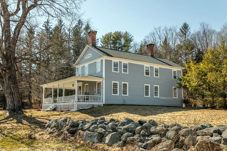 178 Center Street Photo 31
