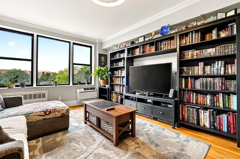 575 Bronx River Road  #6C Photo 14
