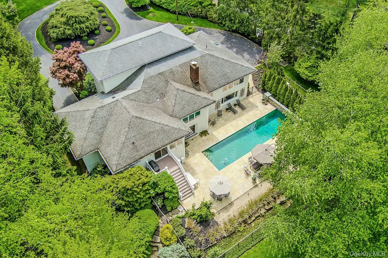 45 Jackson Road Photo 6