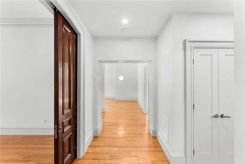 31 Parade Street  #201 Photo 17