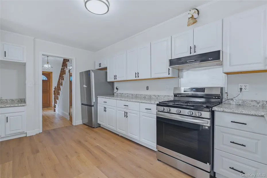 160 Washington Avenue Photo 6