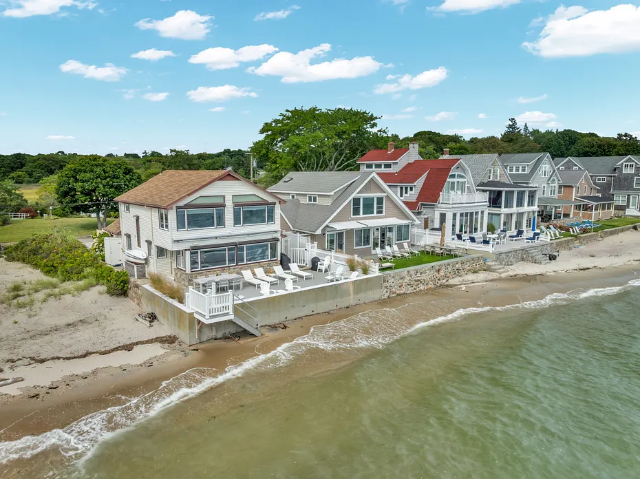 156 Little Stannard Beach Road Photo 2