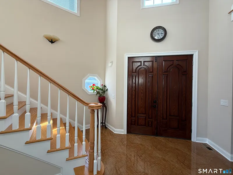 40 Hawley Avenue Photo 24