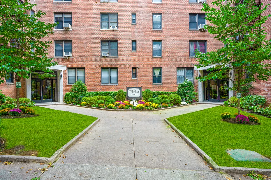 4 Windsor Terrace  #2C Photo 1