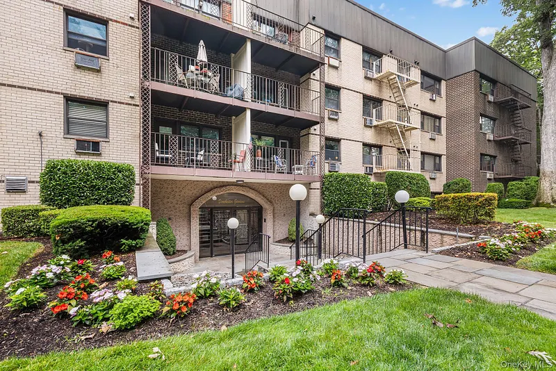 2241 Palmer Avenue  #3E Photo 1