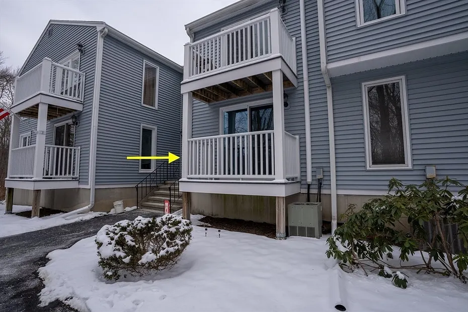 144 Hart St  #44 Photo 1