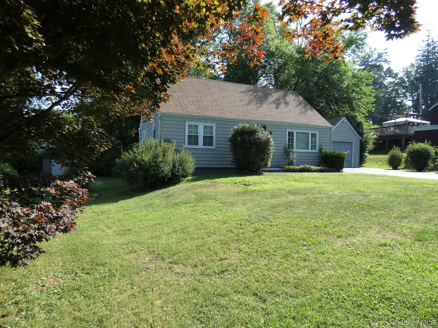 28 Hilltop Drive Photo 2