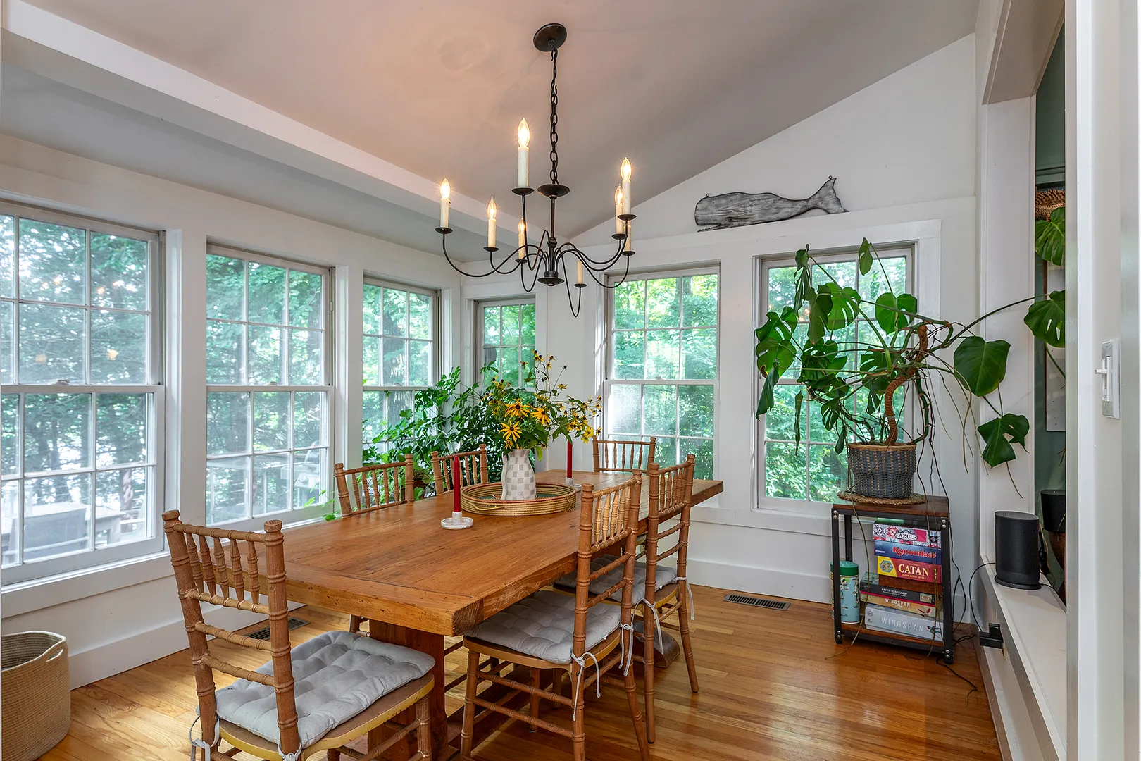 130 Lake Drive Photo 9