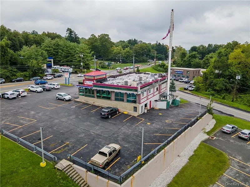 195 Route 6 Photo 14