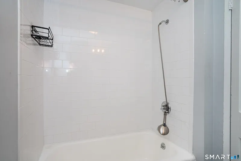 71 Tremper Drive Photo 14