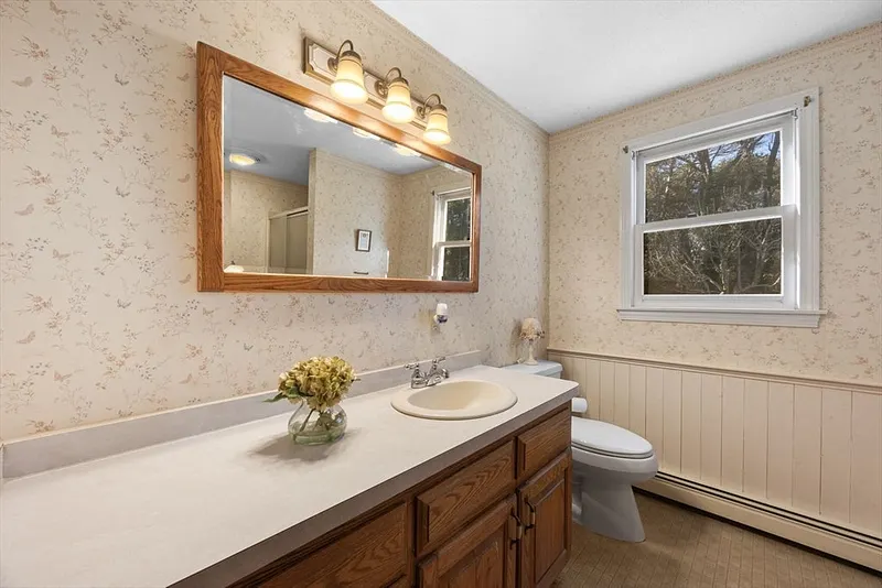 42 Marshview Circle Photo 18