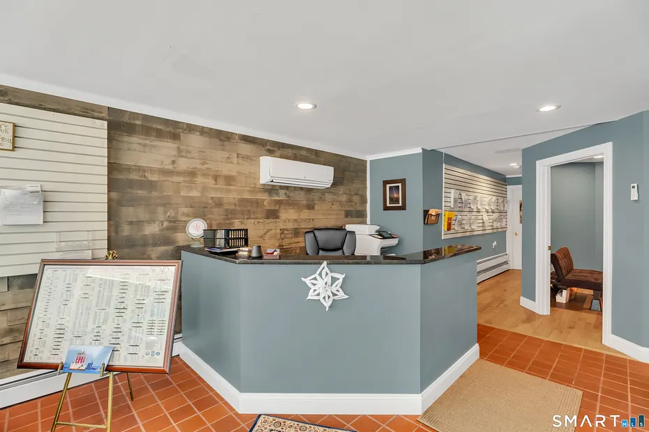 296 Mitchell Street Photo 4