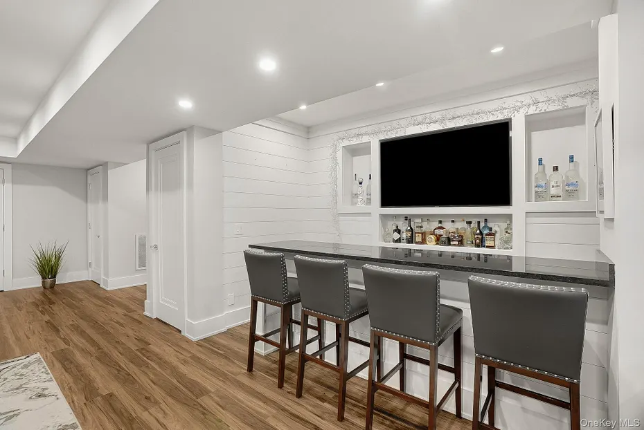 9 Kirby Lane N Photo 18