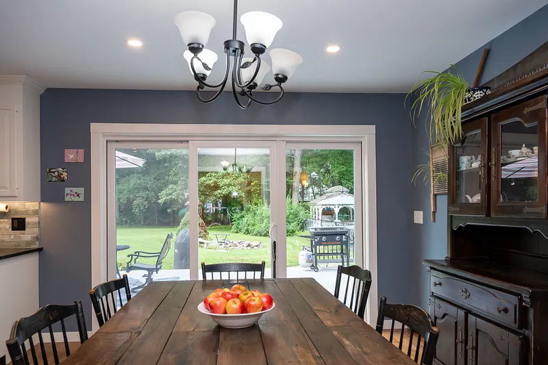 98 Dean Road Photo 15