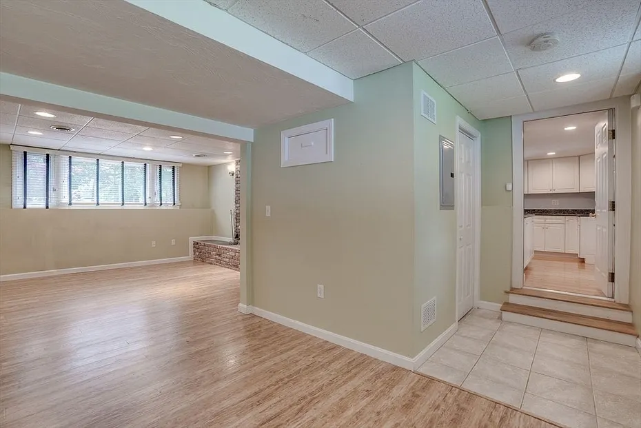 680 East Street Photo 29