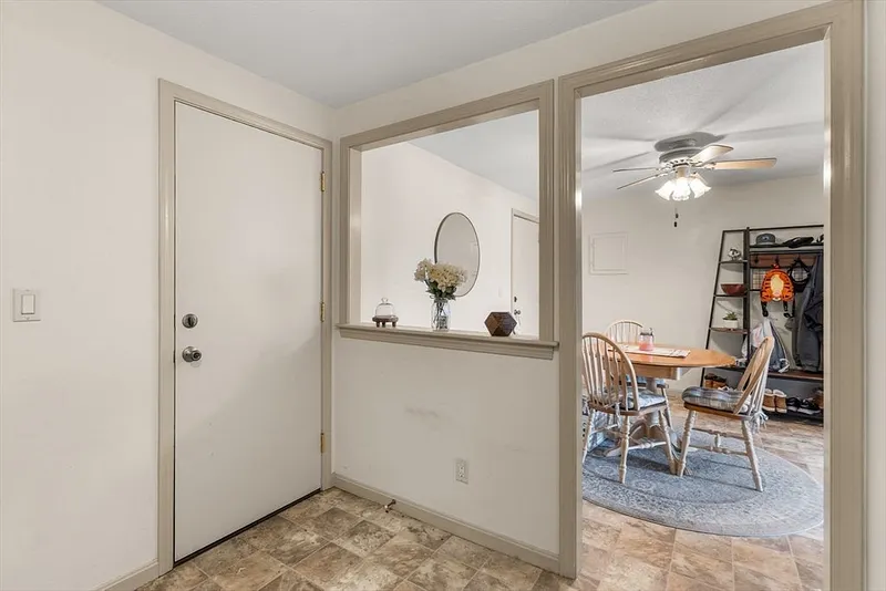 655 West Lowell #14 Photo 9