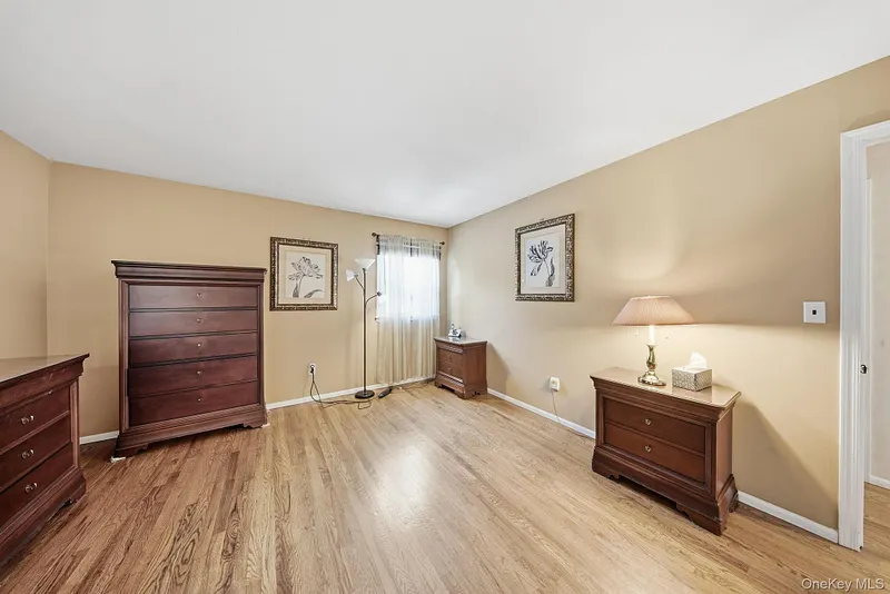177 New Hempstead Road Photo 22