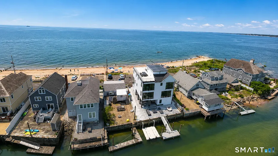 2268 Fairfield Beach Road Photo 38