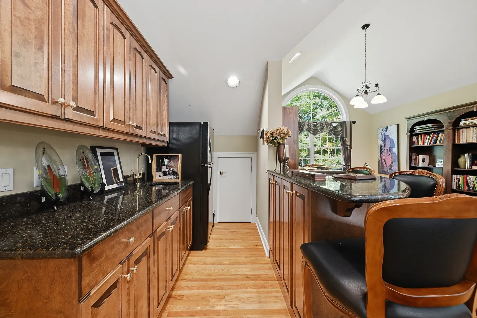 10 Taunton Hill Road Photo 20