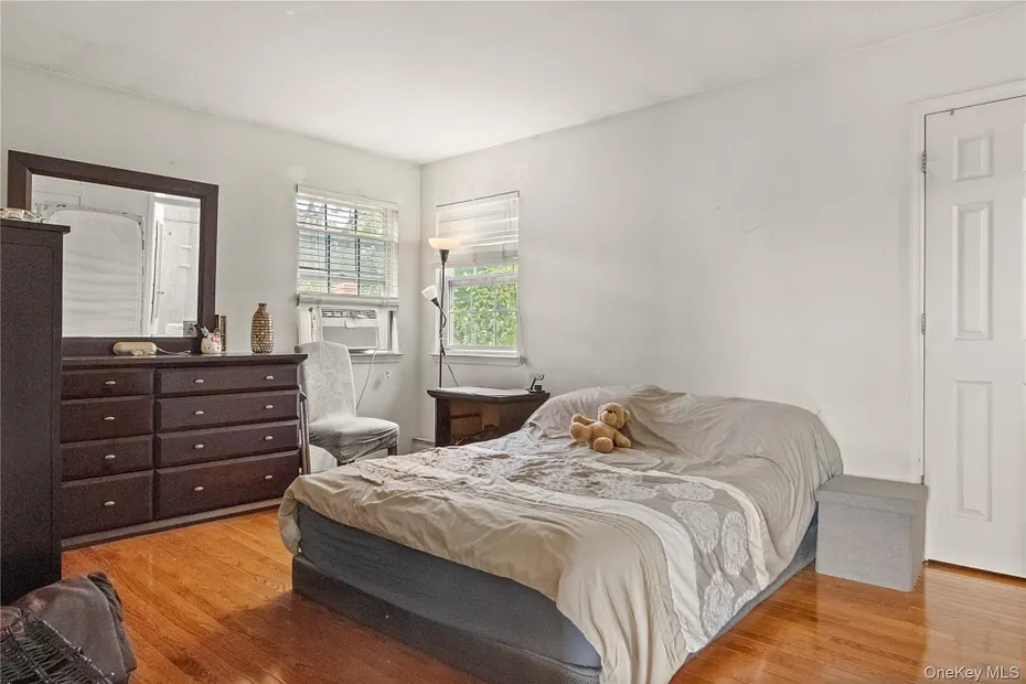 1056 Arthur Street Photo 17