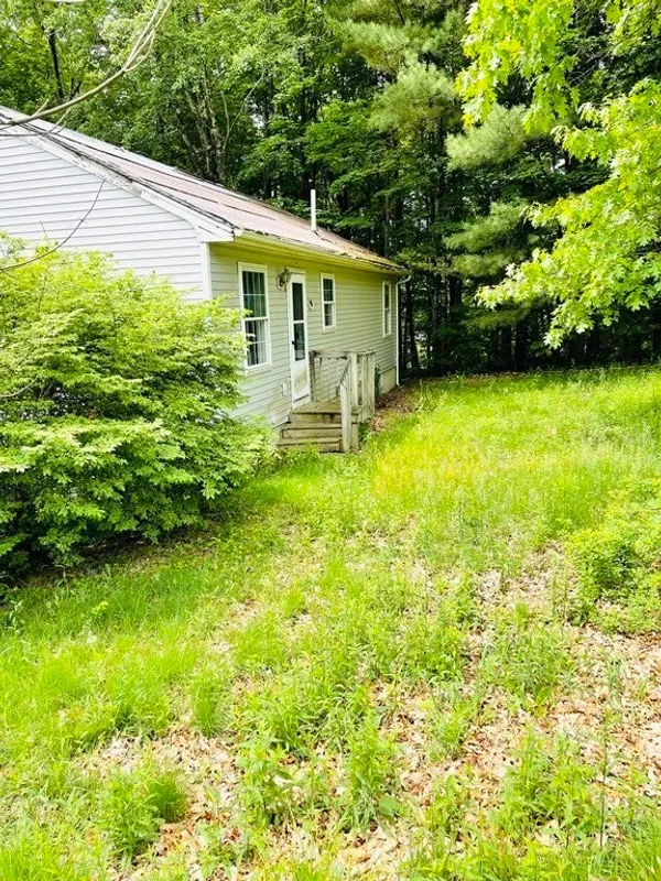 4 Hill Lane Photo 3