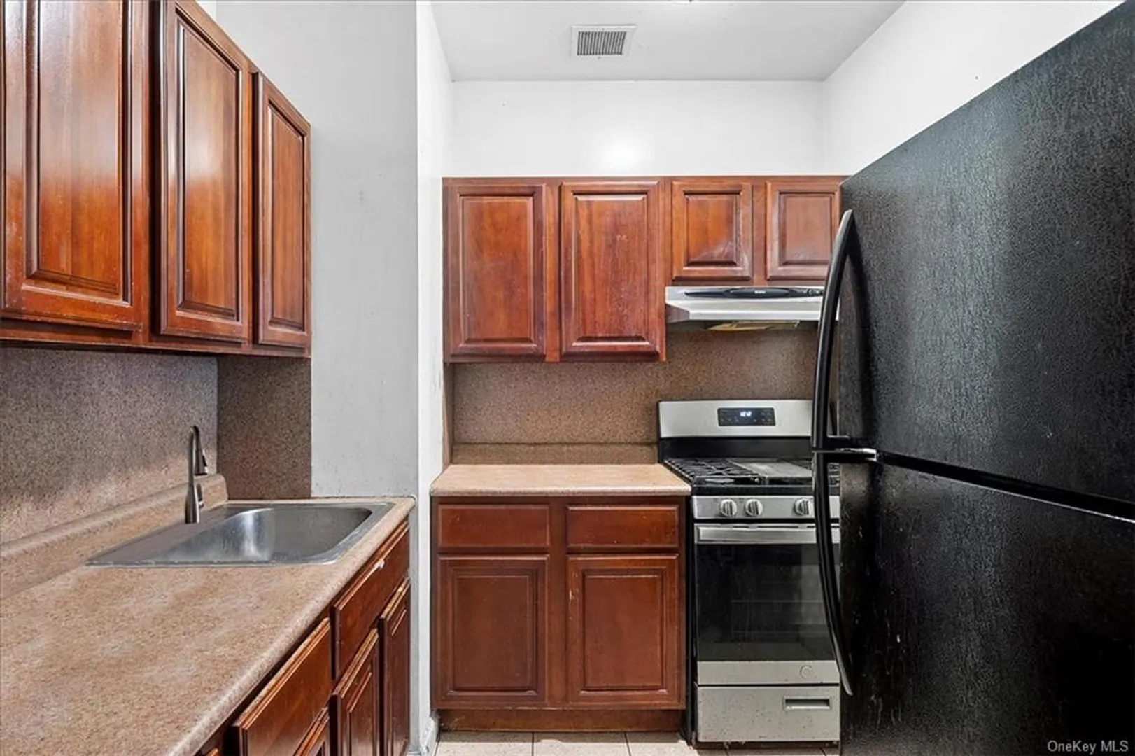 1012 Faile Street  #1012A Photo 8