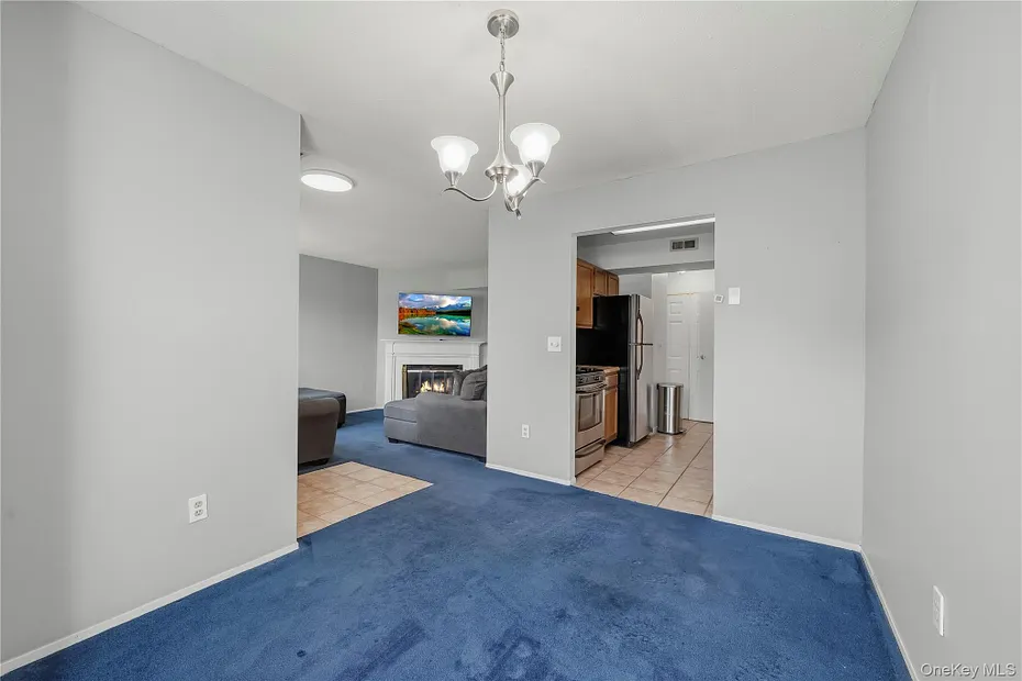 2107 Whispering Hills Photo 8