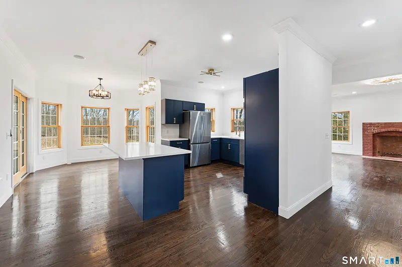 501 Taylor Hill Road Photo 4