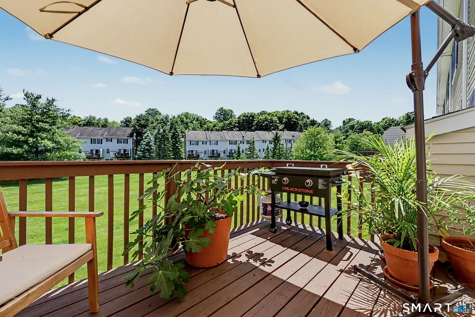 903 Larson Drive #903 Photo 15