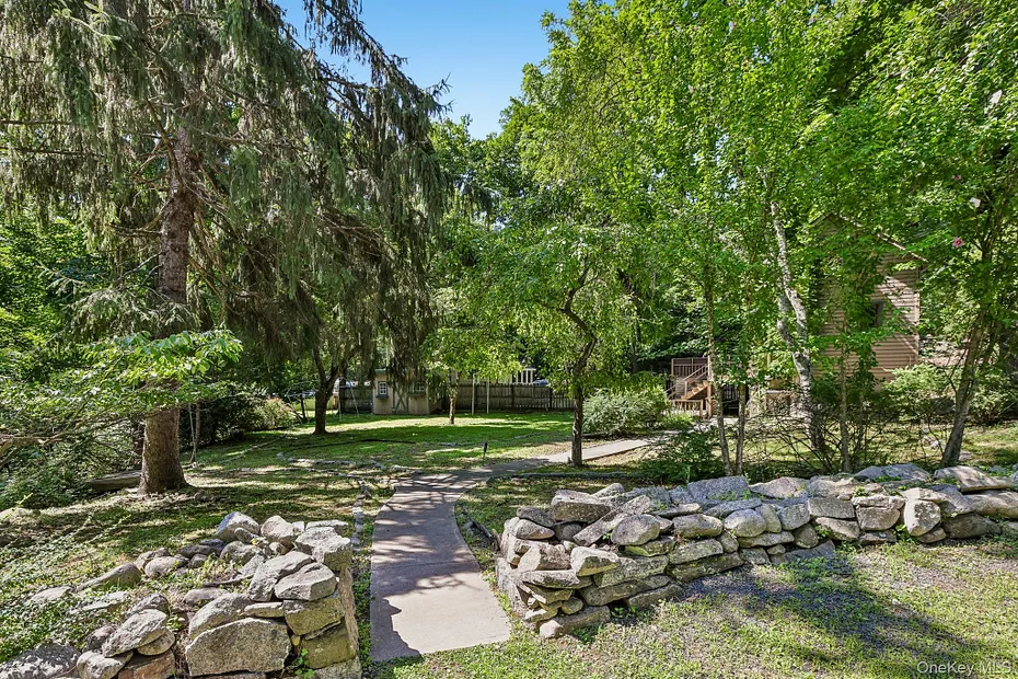 8 Reservoir Road Photo 21